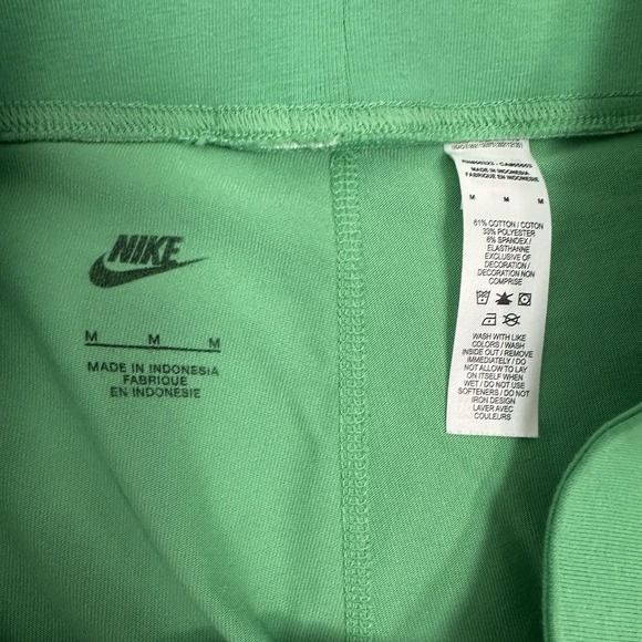Nike Mid-Rise Tight Fit Crop Leggings Womens Medium Green Embroidered Swoosh - Picture 2 of 8